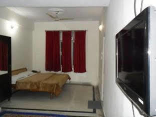 Hotel Ganpati Plaza Kankhal Exterior photo